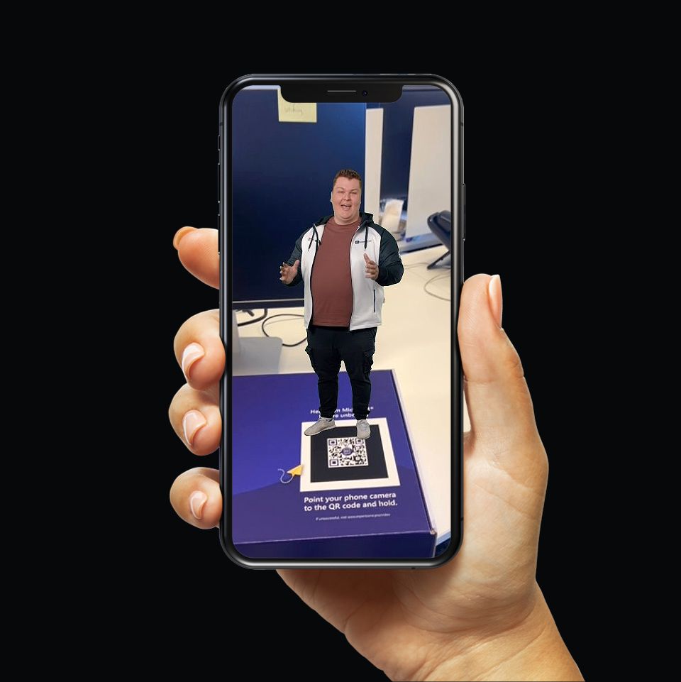 Microsoft ExpertZone AR Hoodie Promotion 写真7